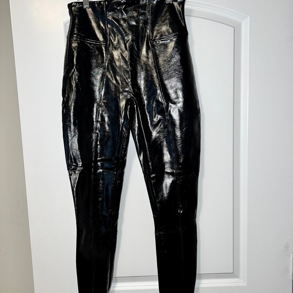 Spanx patent leather leggings, size medium